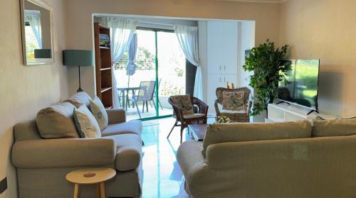 19 The Shades Walk to the Beach and Village — 4-Star Luxury Hotel in Durban, South Africa