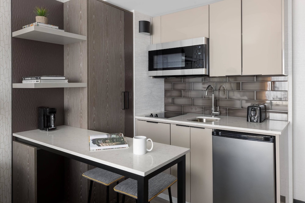 TownePlace Suites by Marriott New York Manhattan Chelsea - photo 7
