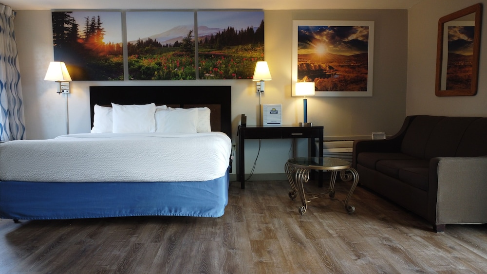 Days Inn & Suites by Wyndham Trinidad - photo 24