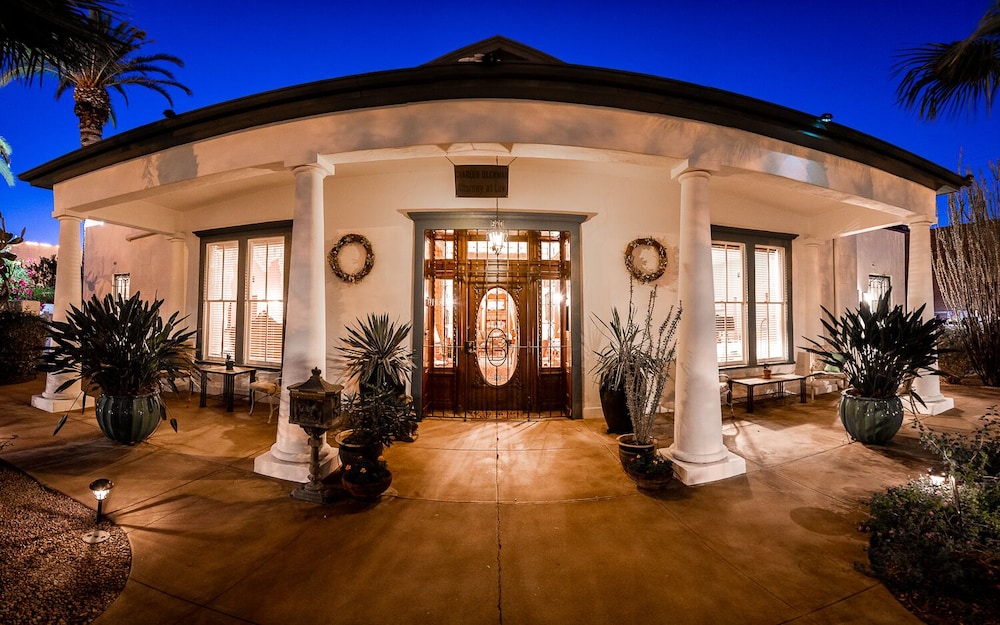 The Blenman House Inn - photo 2