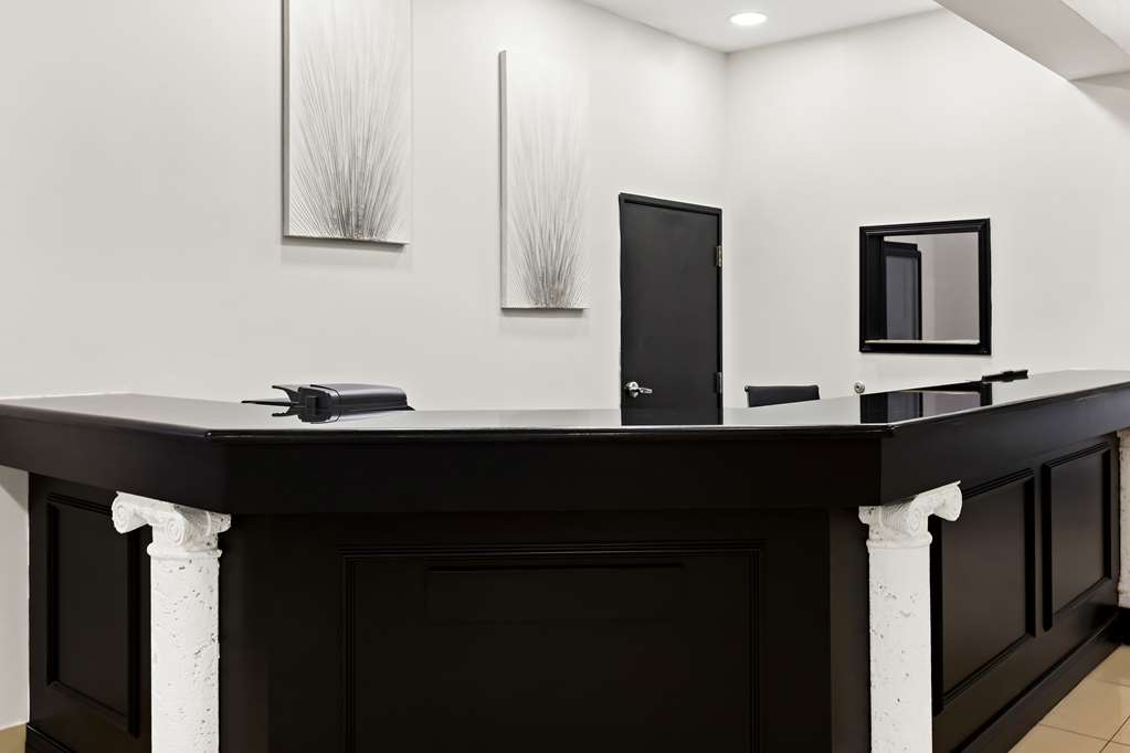 Sonesta Essential Savannah - photo 23