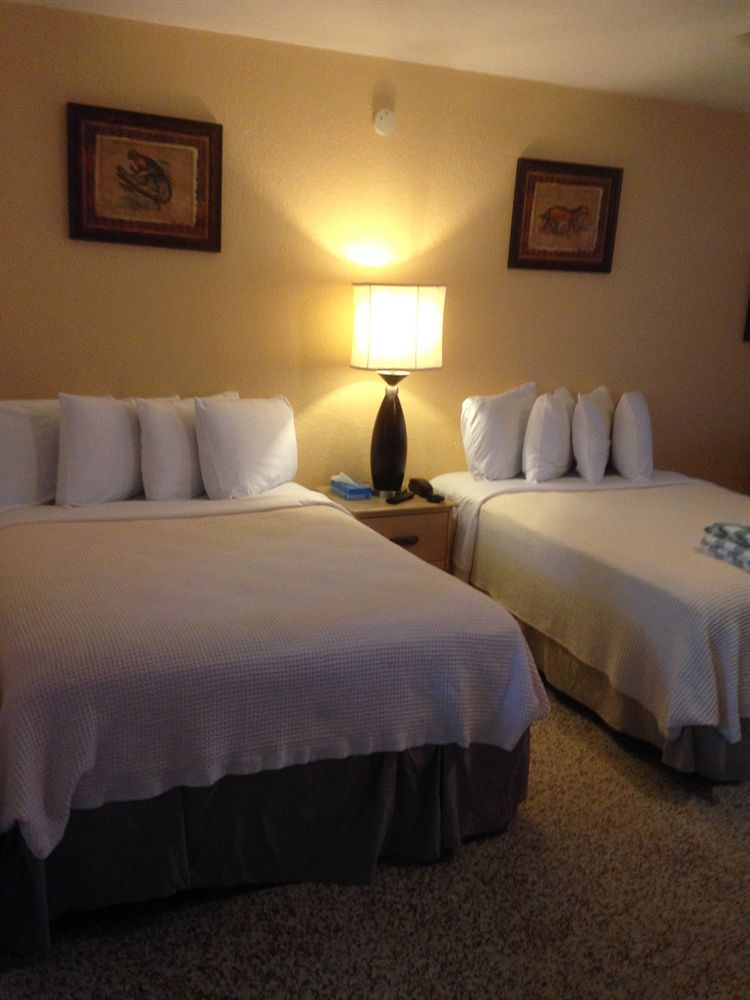Amber Tides Motel - photo 24