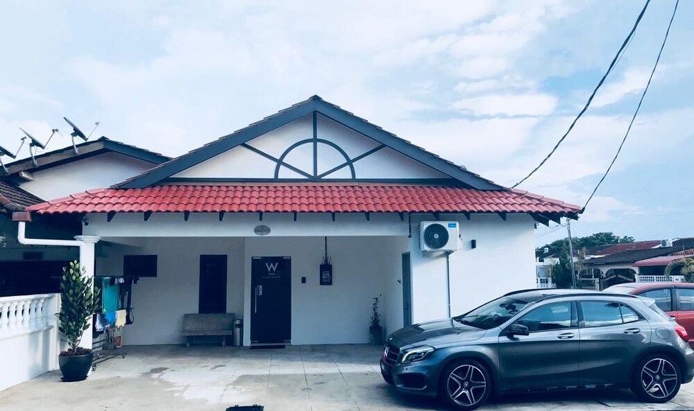 W Inn by Yolodge - carbon neutral hotel in Kuantan