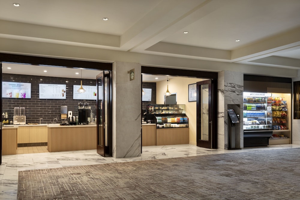 Sheraton Universal Hotel - photo 92