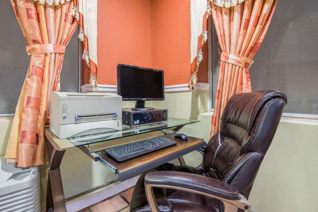Super 8 by Wyndham Portales - photo 14