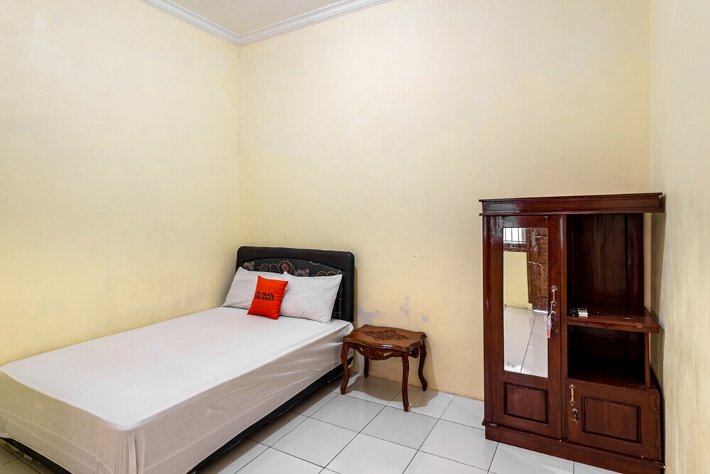 KoolKost near GOR Untung Suropati in Pasuruan, Indonesia