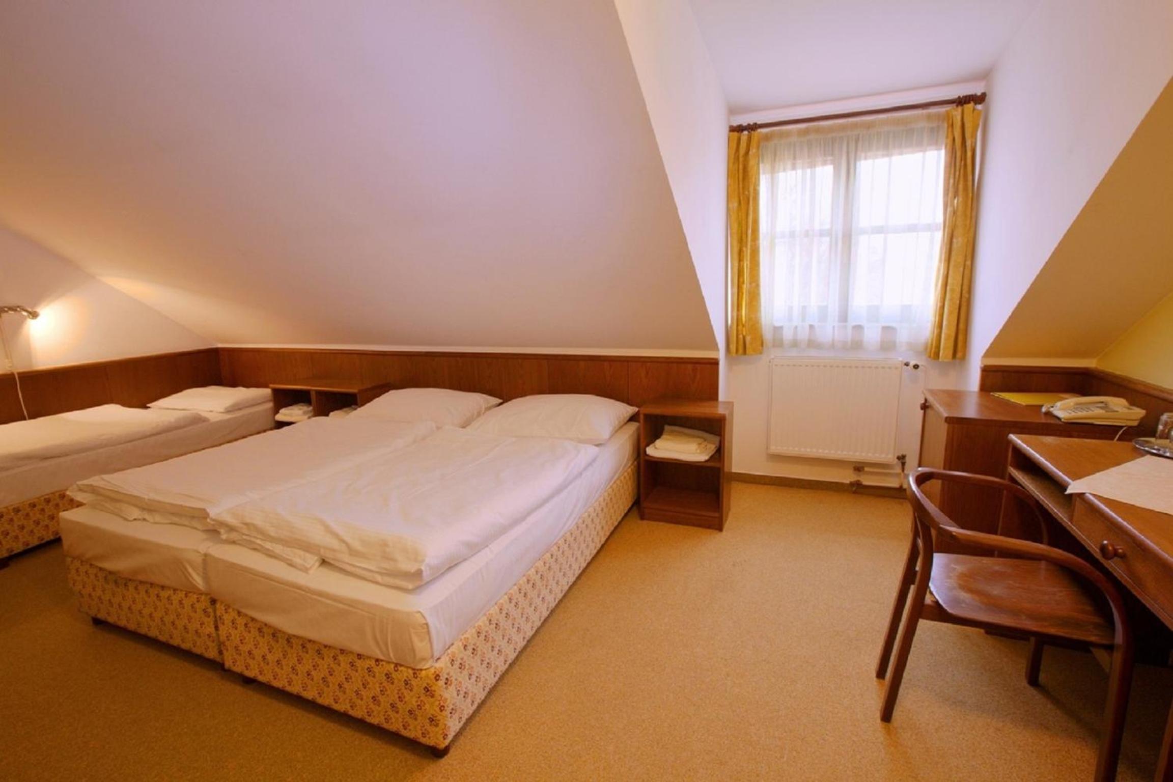 Hotel Floret — Pruhonice — photo 4