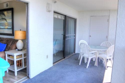 Sea Mark Towers 906 - photo 12