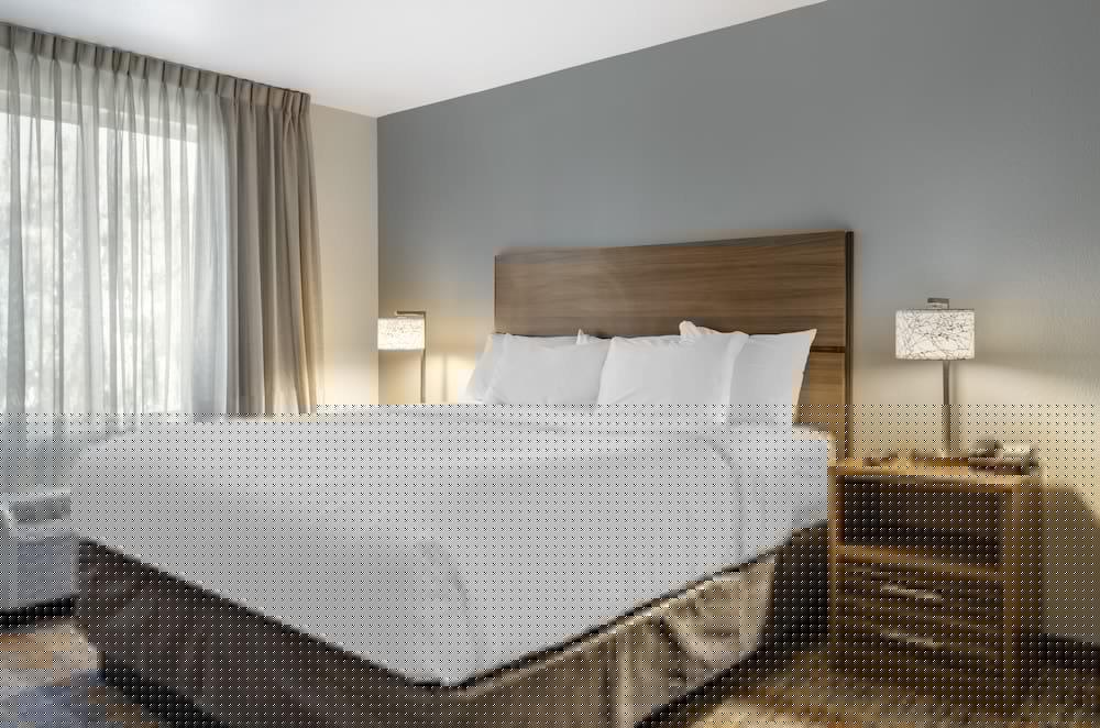 MainStay Suites Great Falls Airport - photo 4