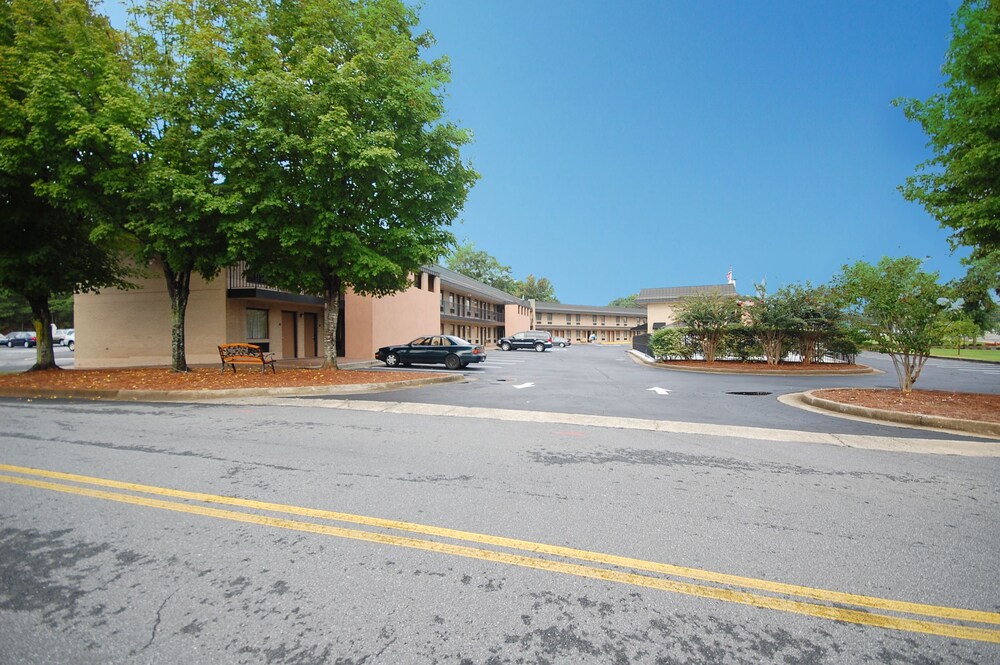 Best Western Kennesaw Inn - photo 28