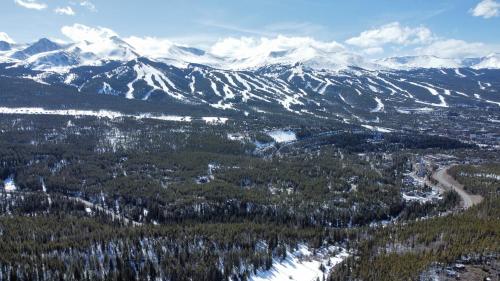 Peak 8 Village E40 - photo 26