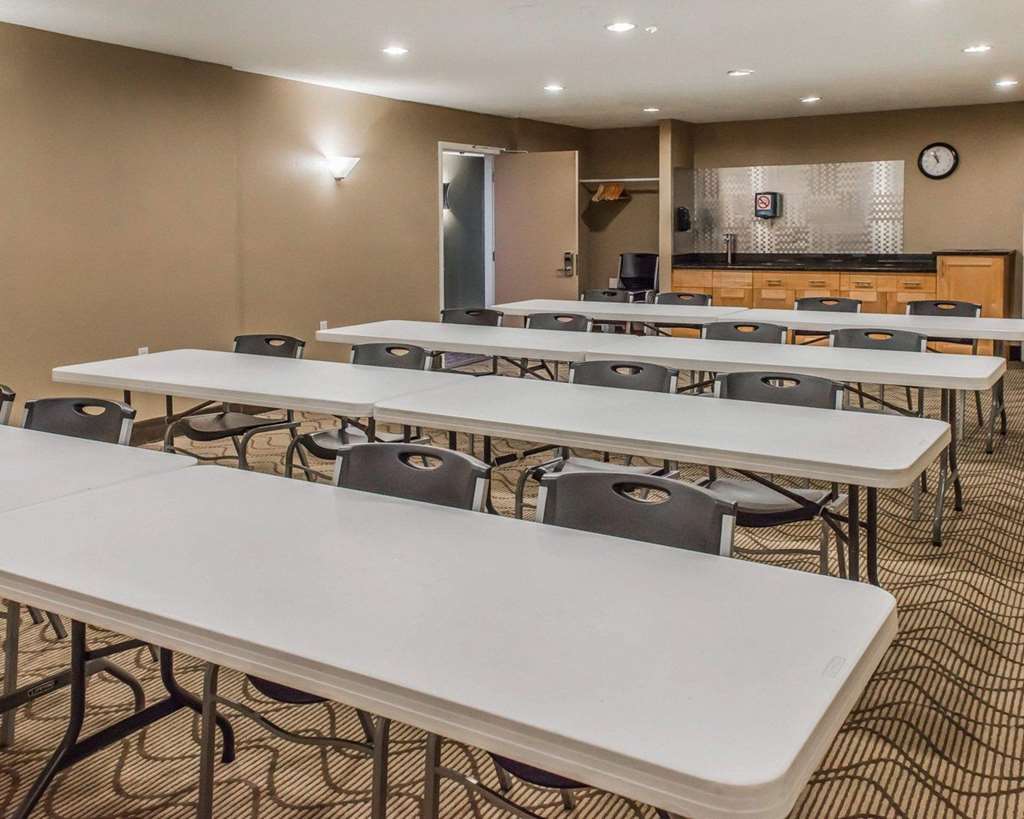 Comfort Inn Belle Vernon - photo 27