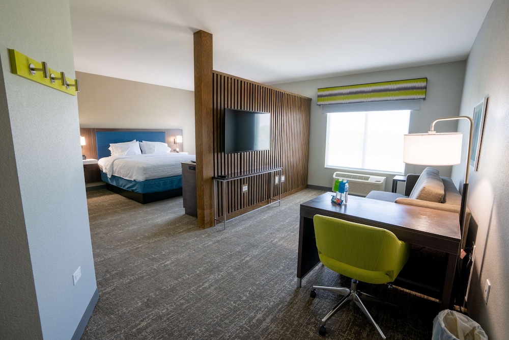 Hampton Inn by Hilton Huntley Chicago - photo 17