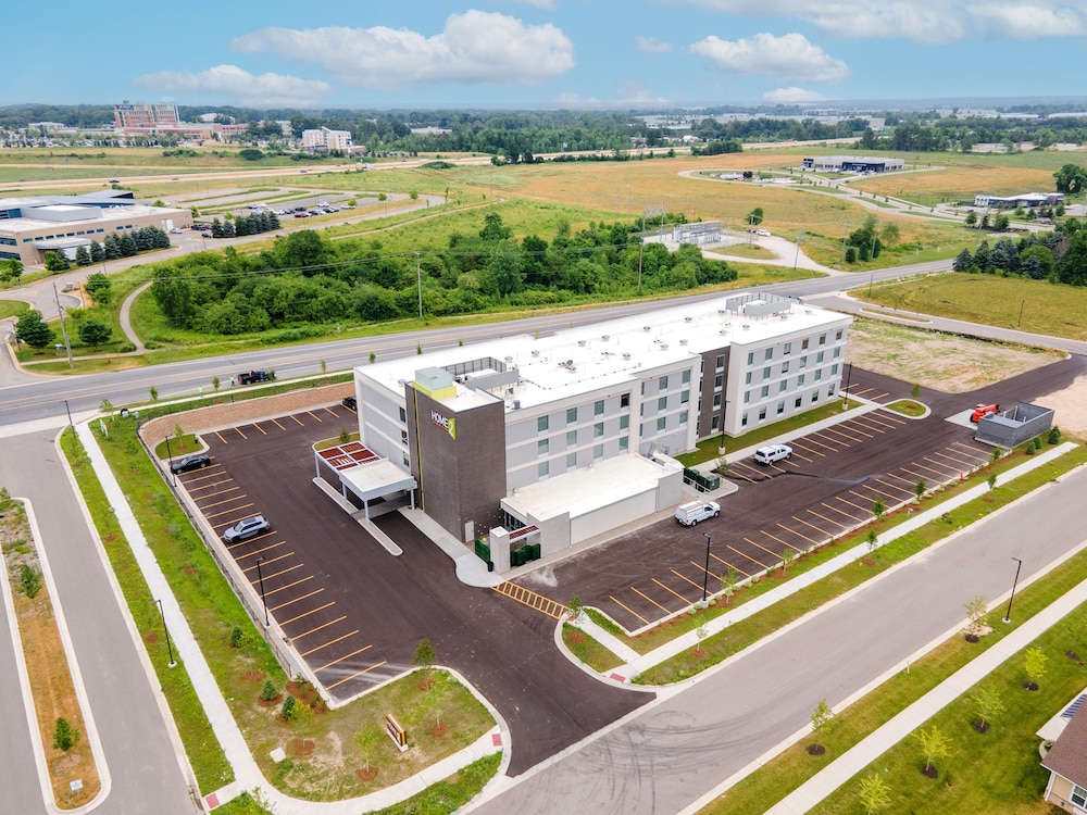 Home2 Suites by Hilton Grand Rapids South - photo 38
