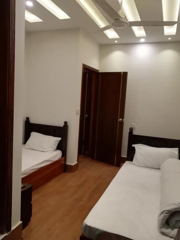 8 Rawal Inn in Islamabad, Pakistan