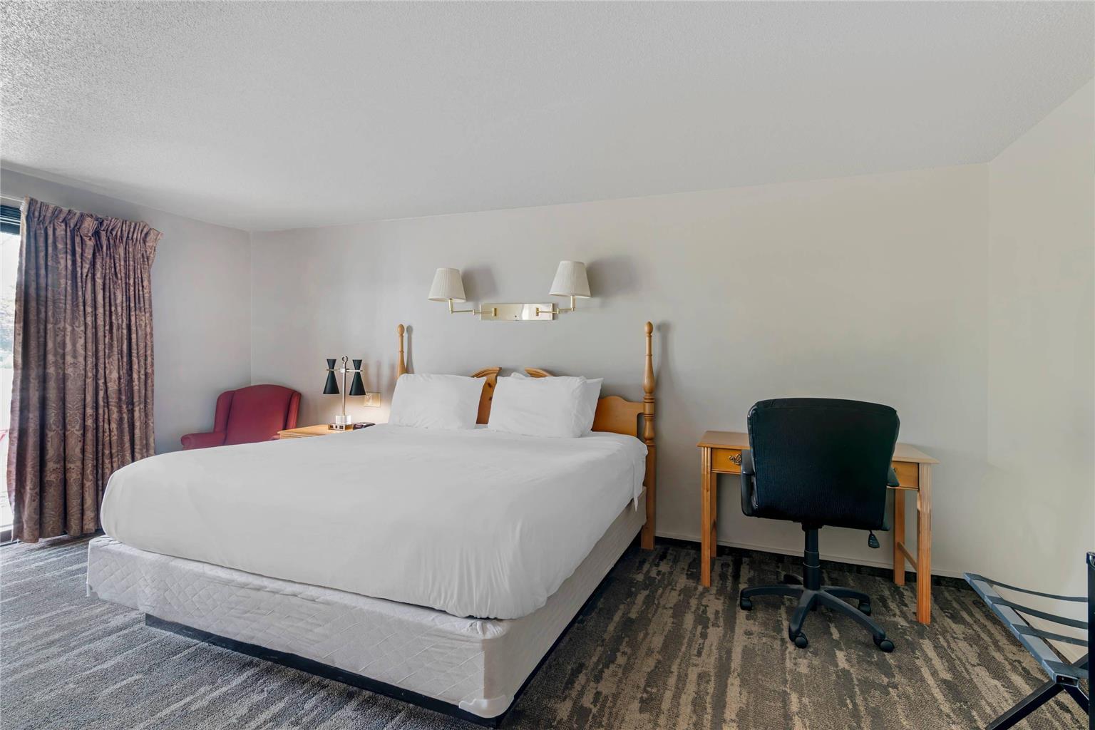 Green Granite Inn an Ascend Collection Hotel - photo 17
