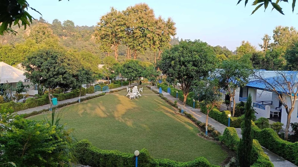 Bento Corbett Woods Resort in Ramnagar, India