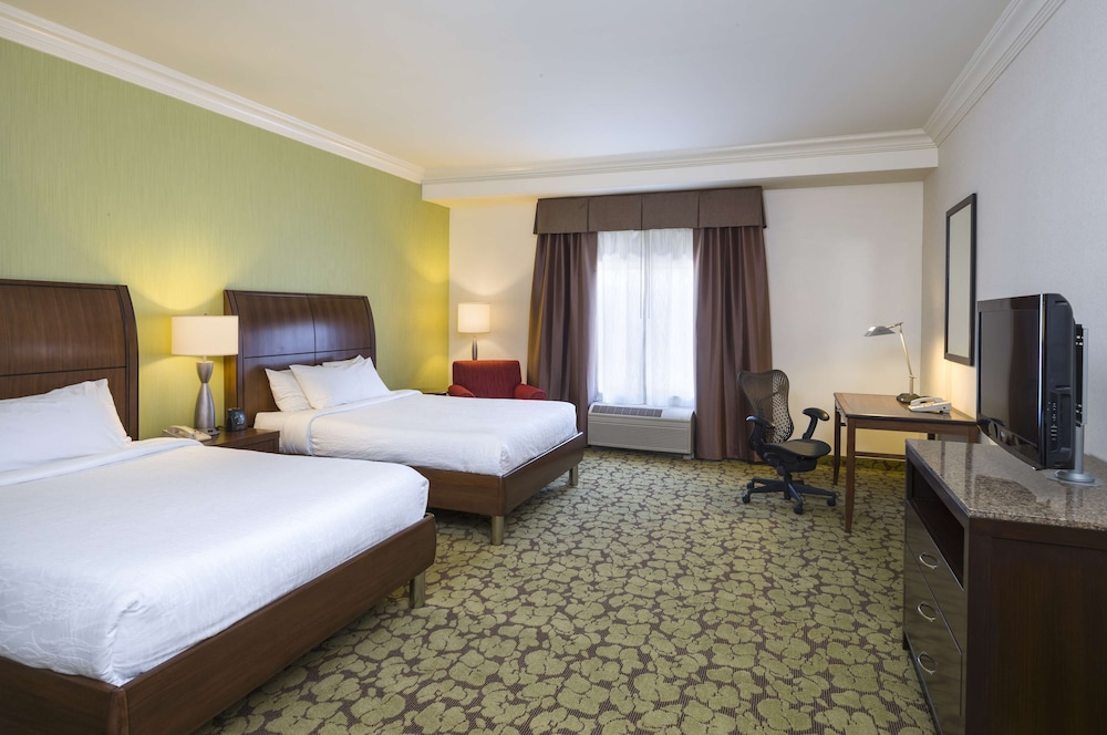 Hilton Garden Inn Edison Raritan Center - photo 19