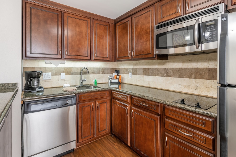 Staybridge Suites Charleston Ashley Phosphate - photo 14