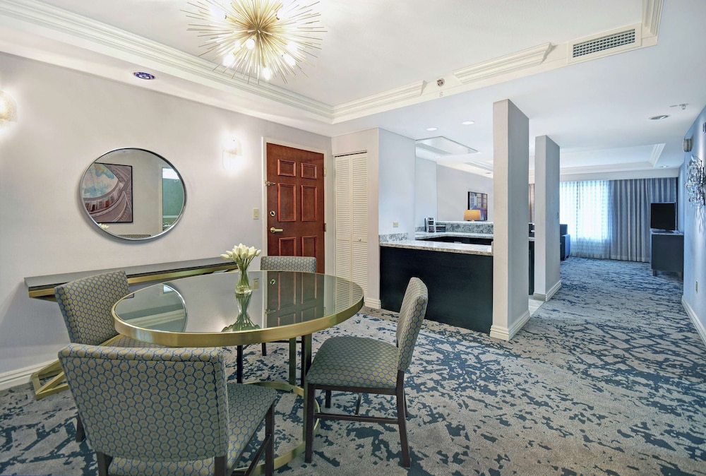 Embassy Suites Charleston - photo 25