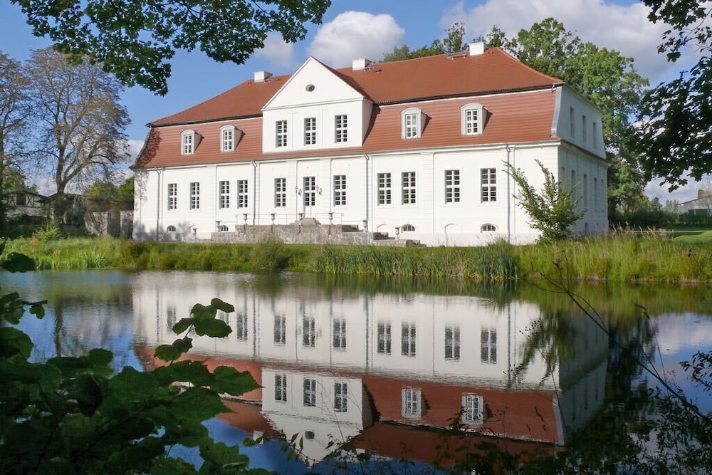Jagdschloss Kotelow — Friedland