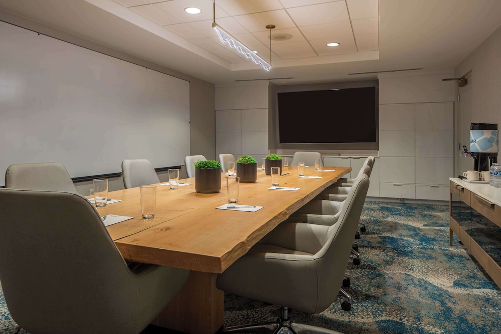 Hilton Garden Inn Orlando Airport - photo 34
