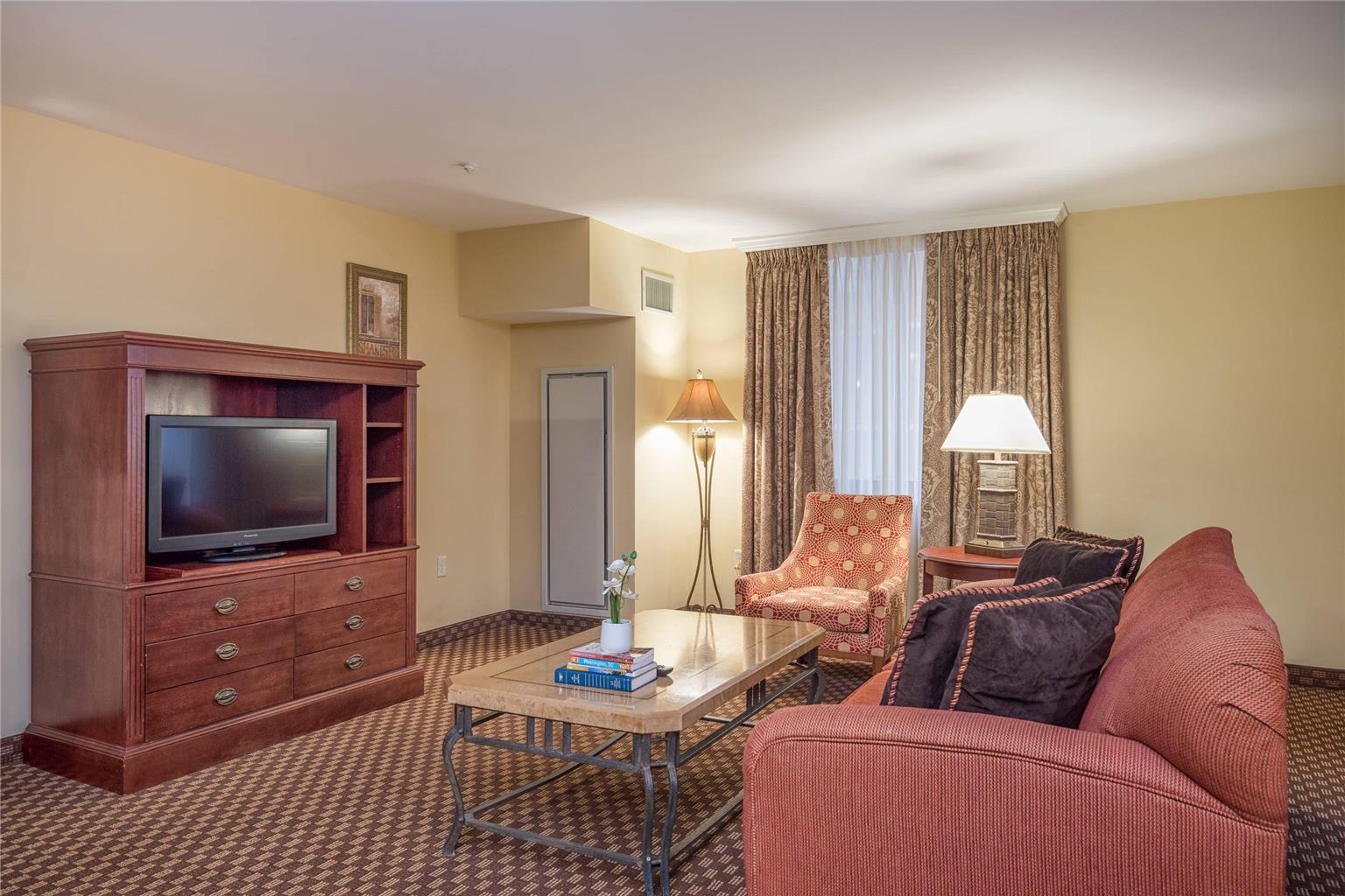 Arlington Court Suites a Clarion Collection Hotel - photo 56