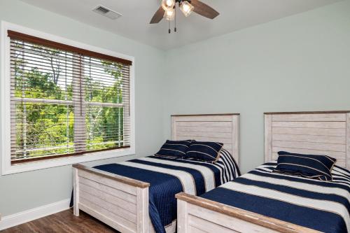 Pawsitively Paradise by Oak Island Accommodations - photo 48
