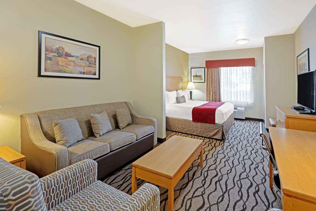 Best Western Plus Guymon Hotel & Suites - photo 19