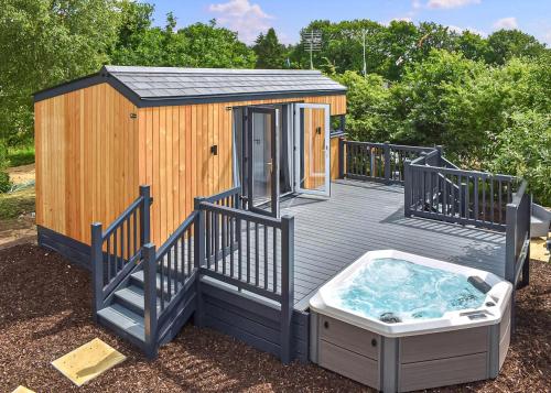 Watermill Leisure Park — hotel near Humberside Airport