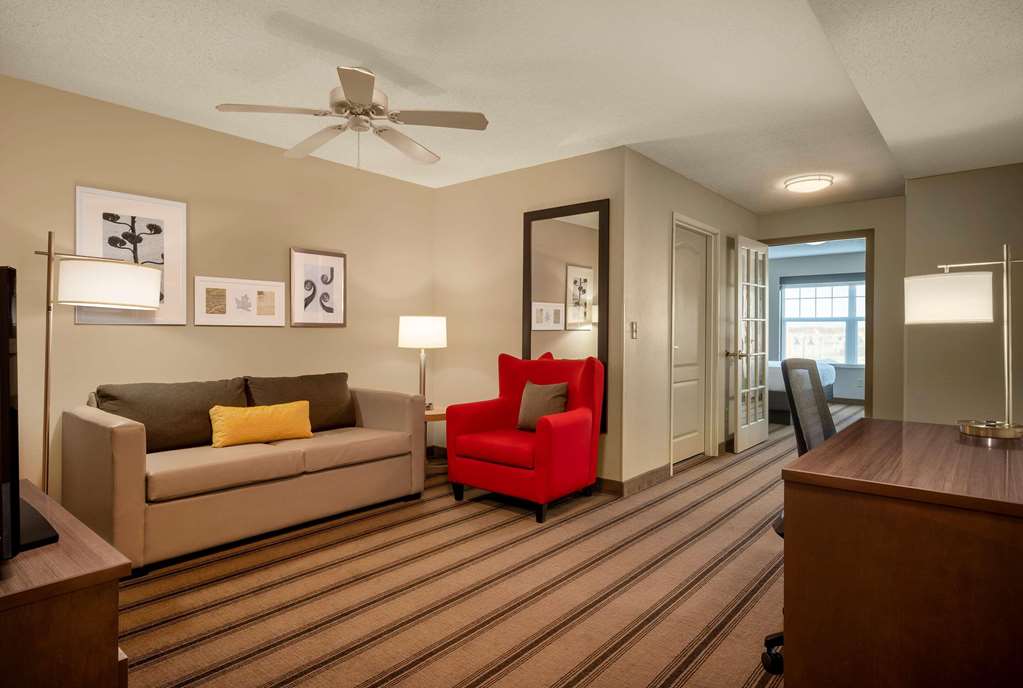 Country Inn & Suites by Radisson Albertville near Outlet Mall - photo 9