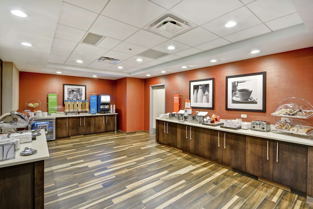 Hampton Inn & Suites Grants Pass - photo 35