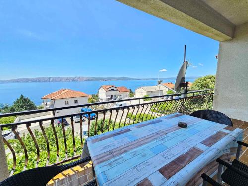 Apartment in Novi Vinodolski 43593 — 4-Star Luxury Hotel in Novi Vinodolski, Croatia