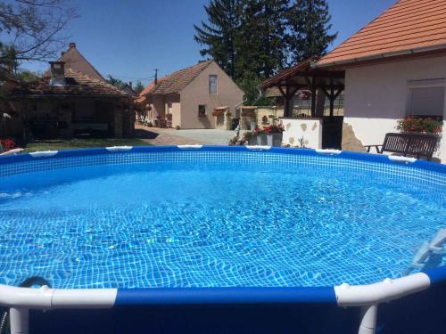 Apartment Balatonbereny 2 — 4-Star Luxury Hotel in Balatonbereny, Hungary