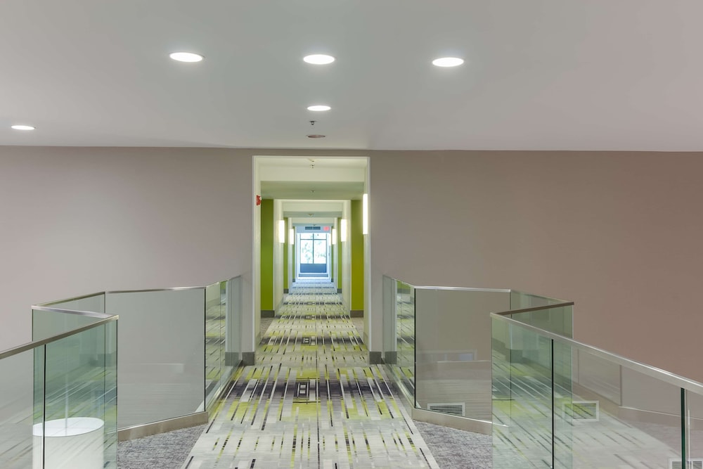 Hampton Inn White House - photo 9