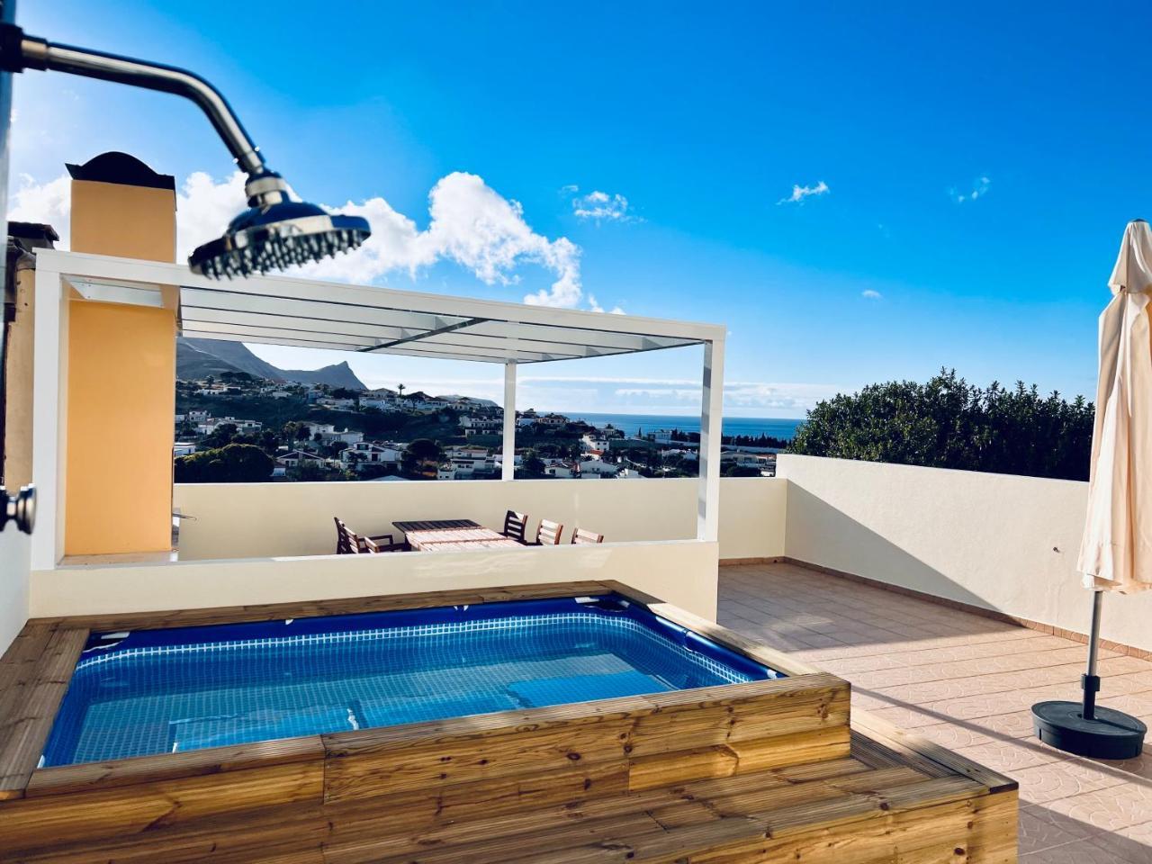 Casa da Pedreira — 4-Star Luxury Hotel in Vila Baleira, Portugal