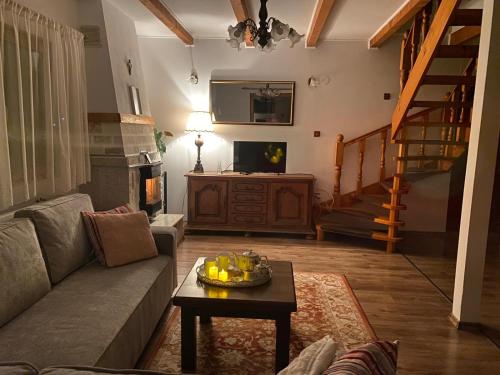 Casuta Lacului in Rau De Mori, Romania