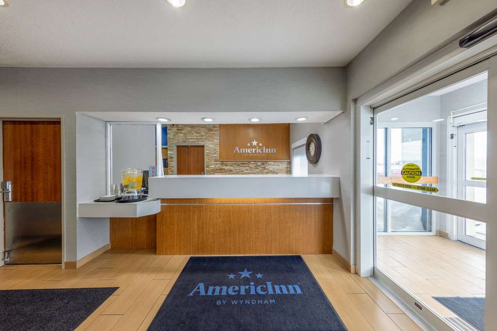 AmericInn by Wyndham Duluth - photo 9