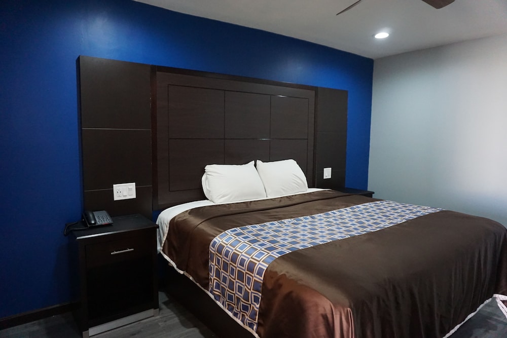Star Light Inn - photo 9
