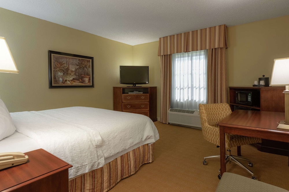 Hampton Inn & Suites Vicksburg - photo 27