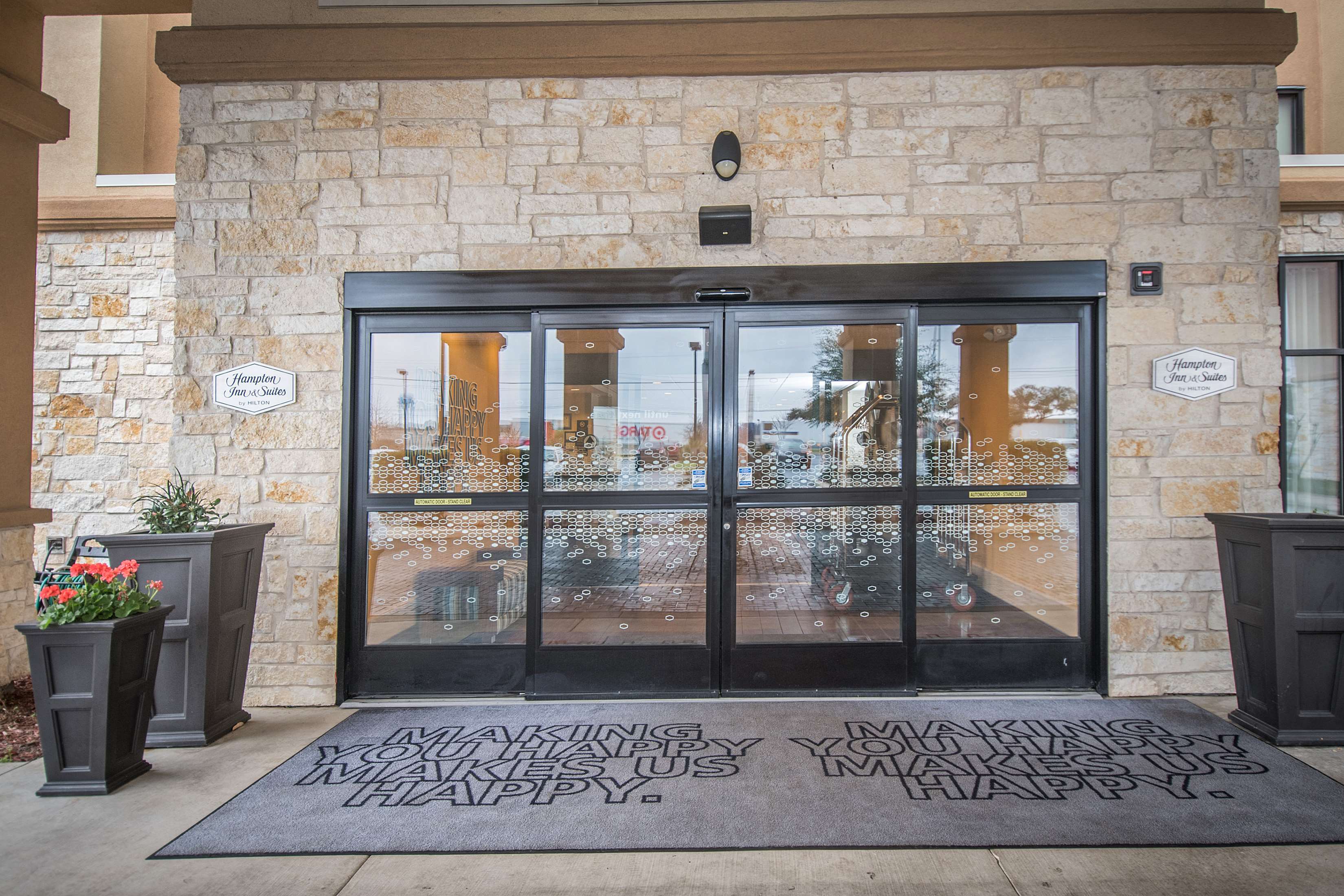 Hampton Inn & Suites Selma San Antonio Randolph AFB Texas - photo 4