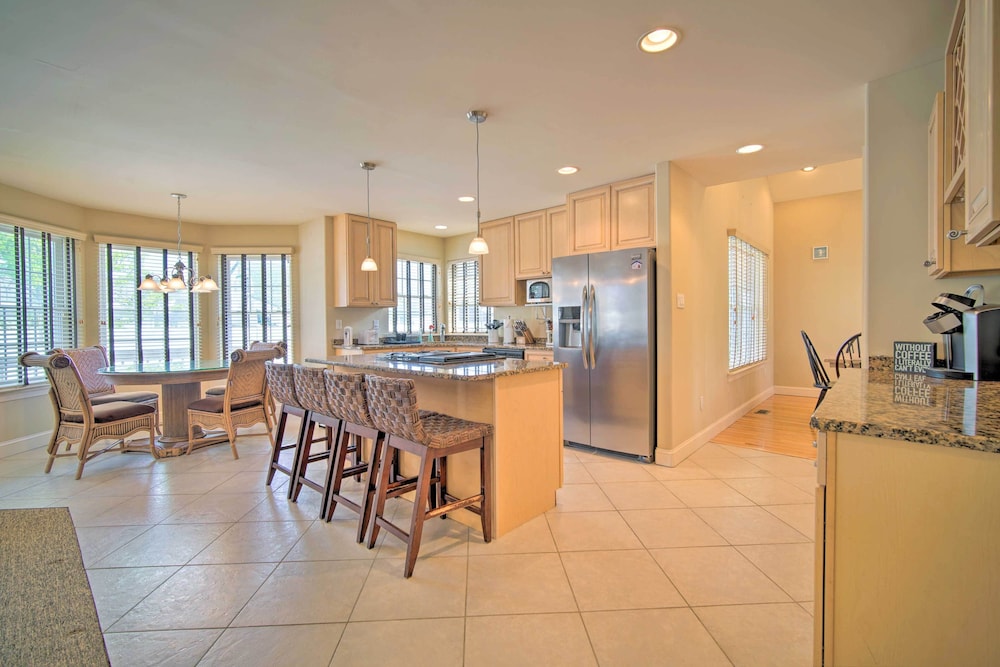 Spacious Brigantine Home about 1 Block to Beach — Brigantine — photo 4
