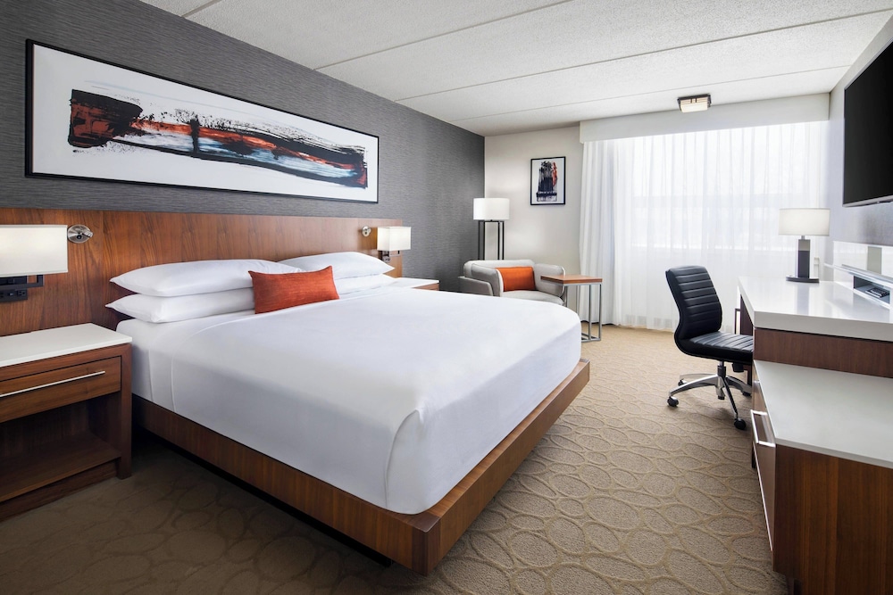 Delta Hotels by Marriott Green Bay - photo 14