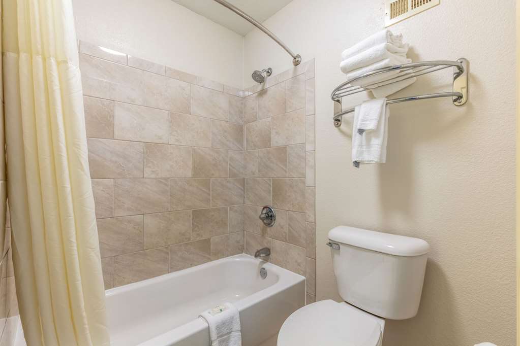 Quality Inn Southaven Memphis South - photo 22