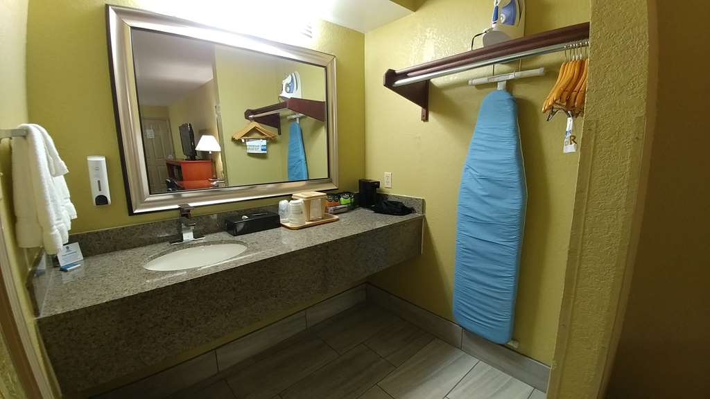 Best Western Jacksonville near Little Rock Air Force Base - photo 27