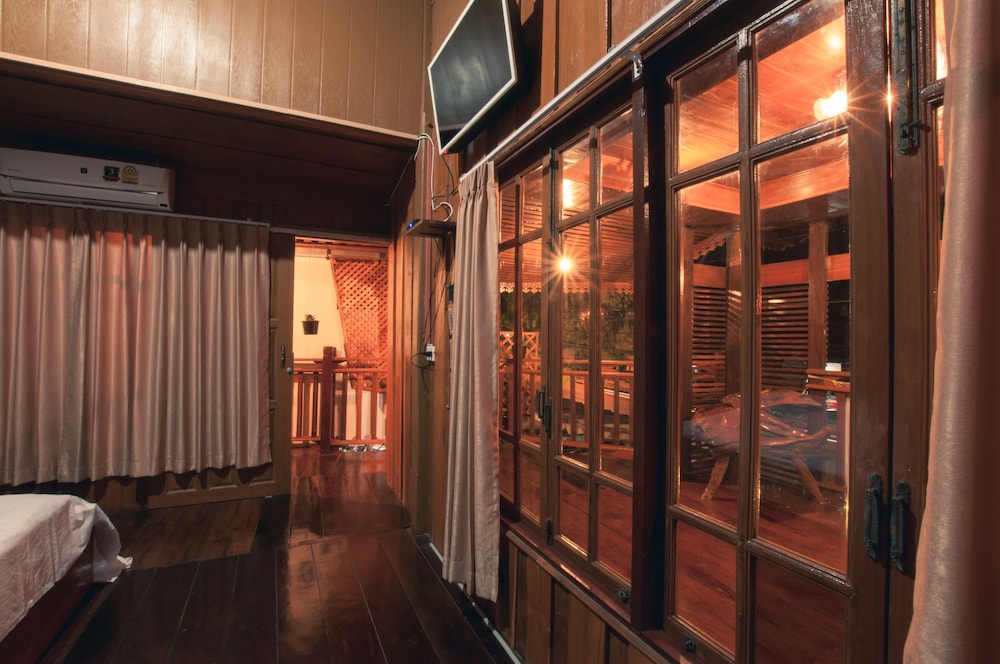 The History Cafe And Guesthouse 9223173 — Sukhothai