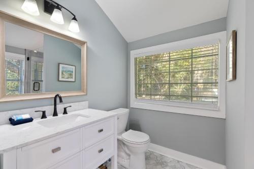 222 W Ashley Sea Breeze Minutes to the Ocean and Downtown Folly Beach - photo 13