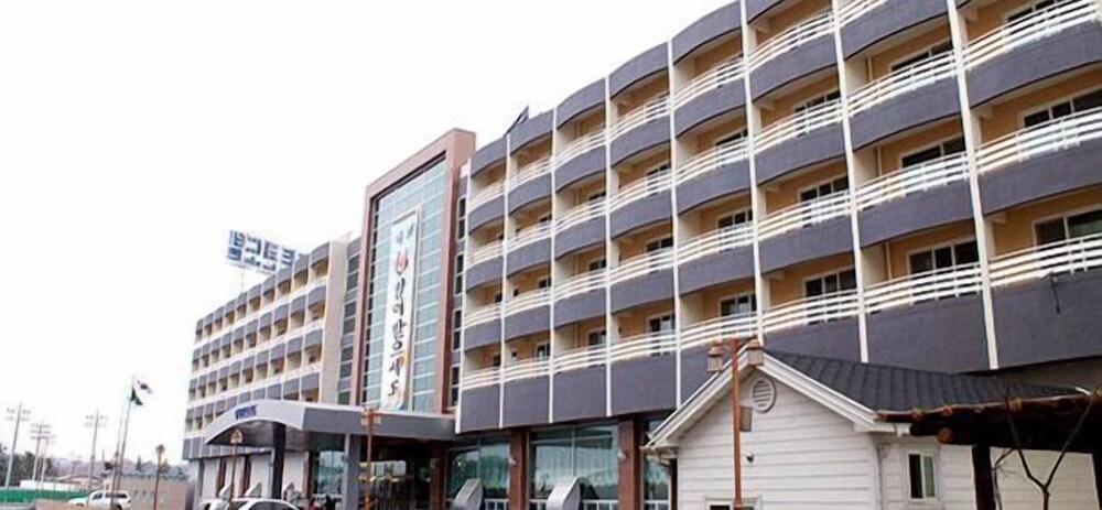 Airport Resort in Unknown City, South Korea