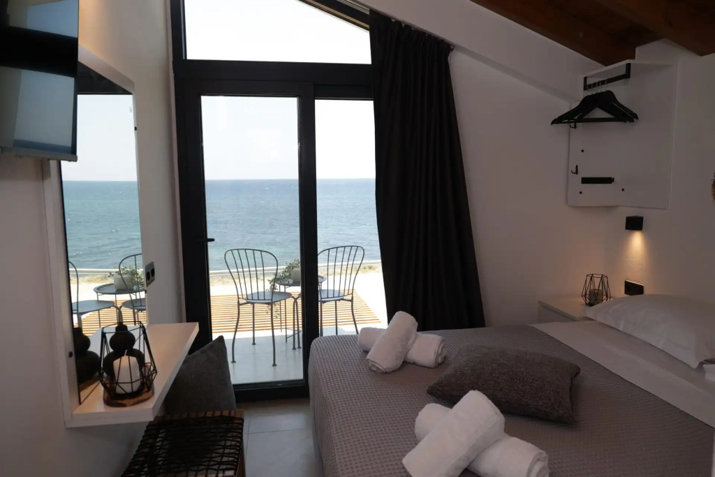 Saos Terra Suites — Kamariotissa