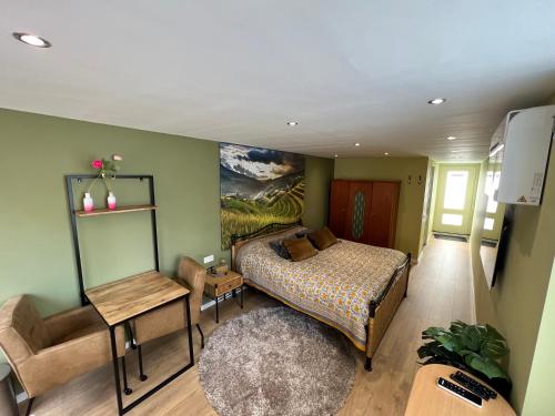 Het Tulpenkwartier — 4-Star Luxury Hotel in Apeldoorn, Netherlands